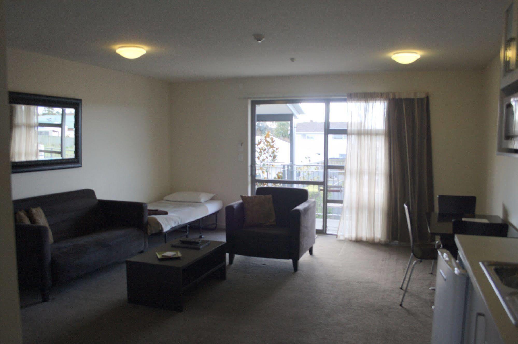 Pegasus Gateway Motels & Apartments Rangiora Eksteriør bilde